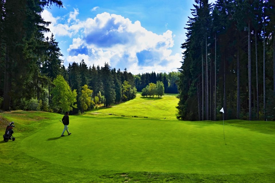 Tip na golf po české republice | Royal Golf Club Mariánské Lázně  | mariánksé lázně | luxusní golfový resort | best of | relax, byznys, zábava |